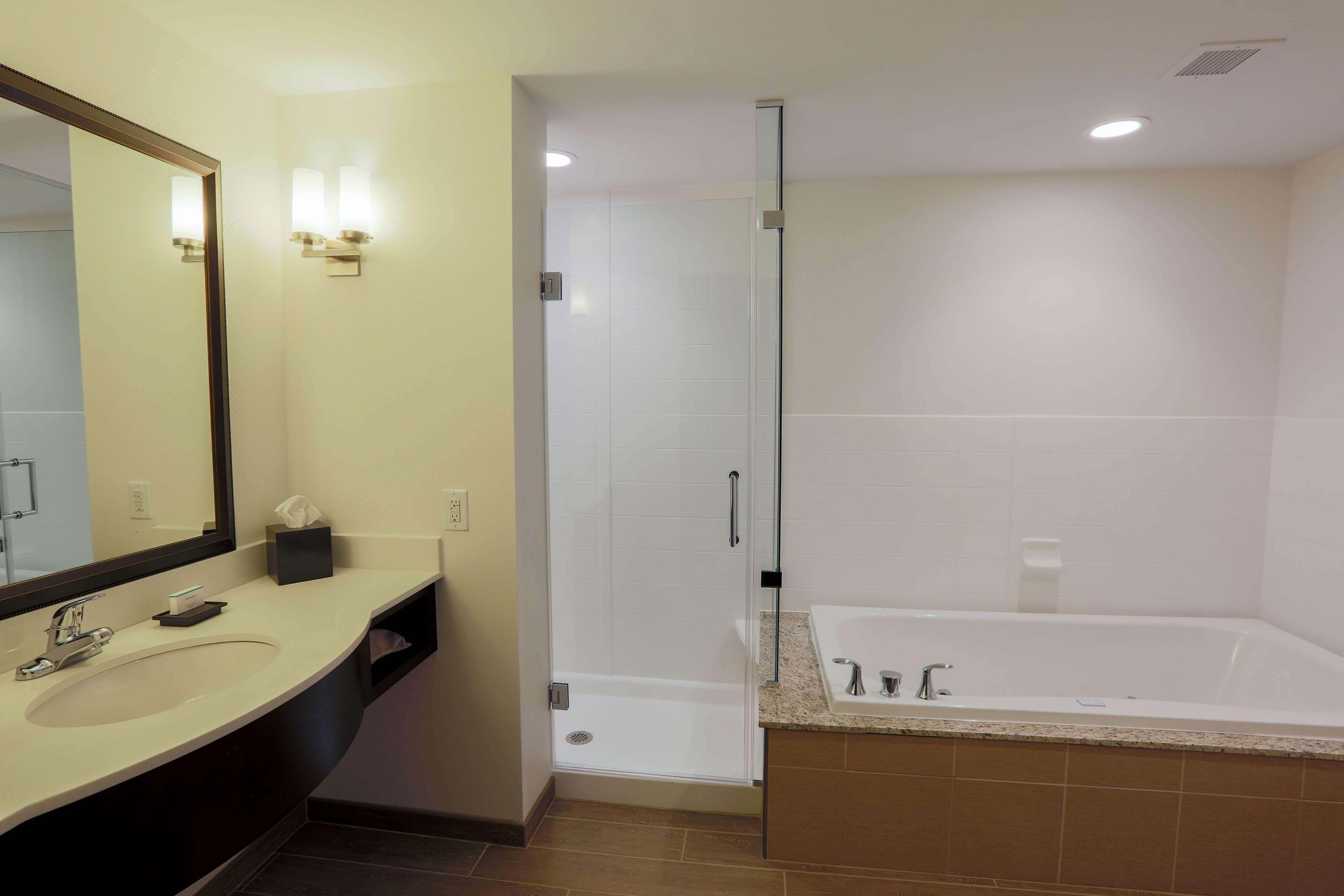 Hilton Garden Inn Indiana At Iup Екстер'єр фото
