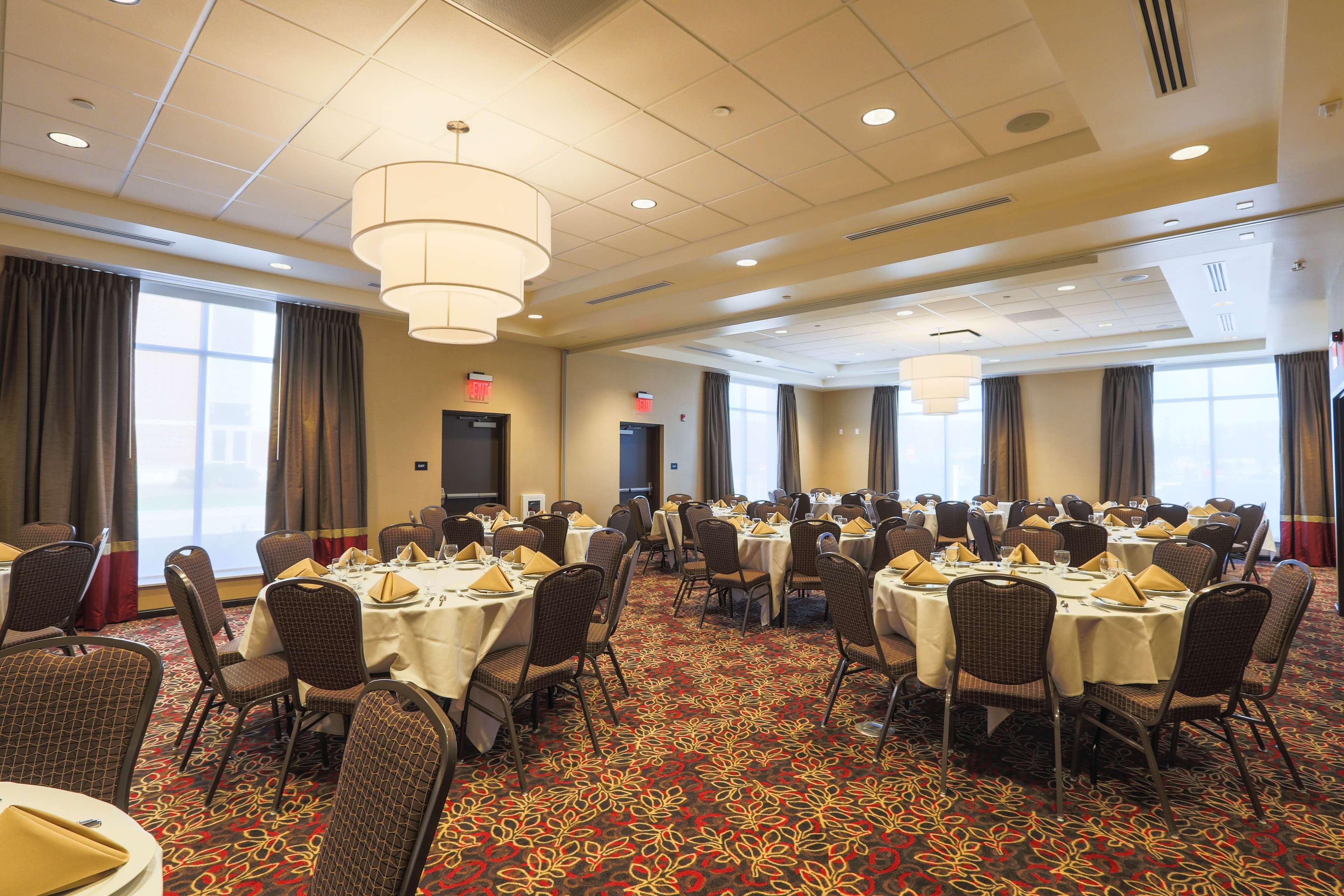 Hilton Garden Inn Indiana At Iup Екстер'єр фото