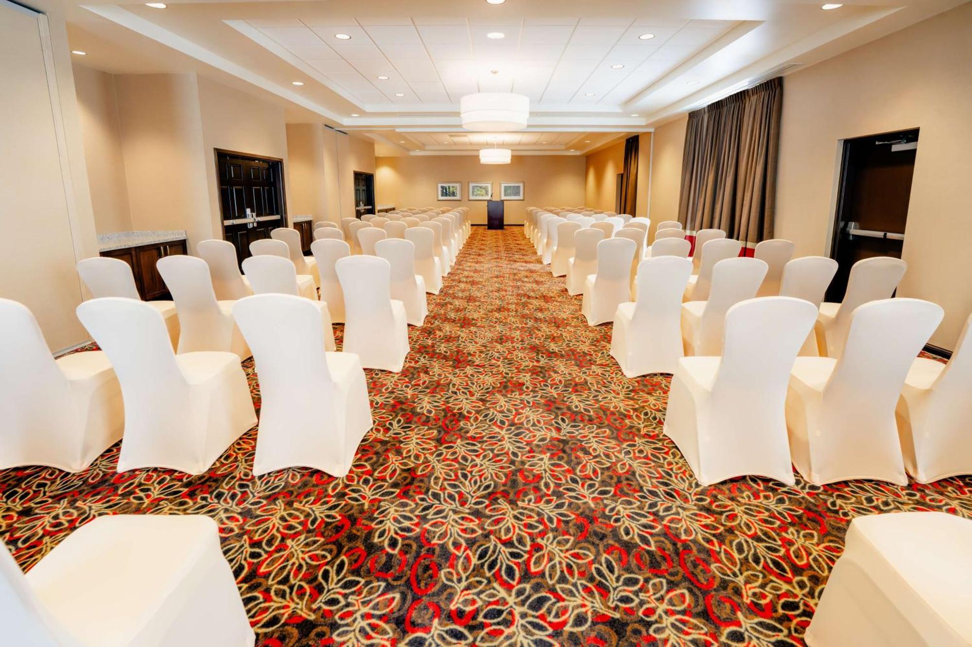Hilton Garden Inn Indiana At Iup Екстер'єр фото