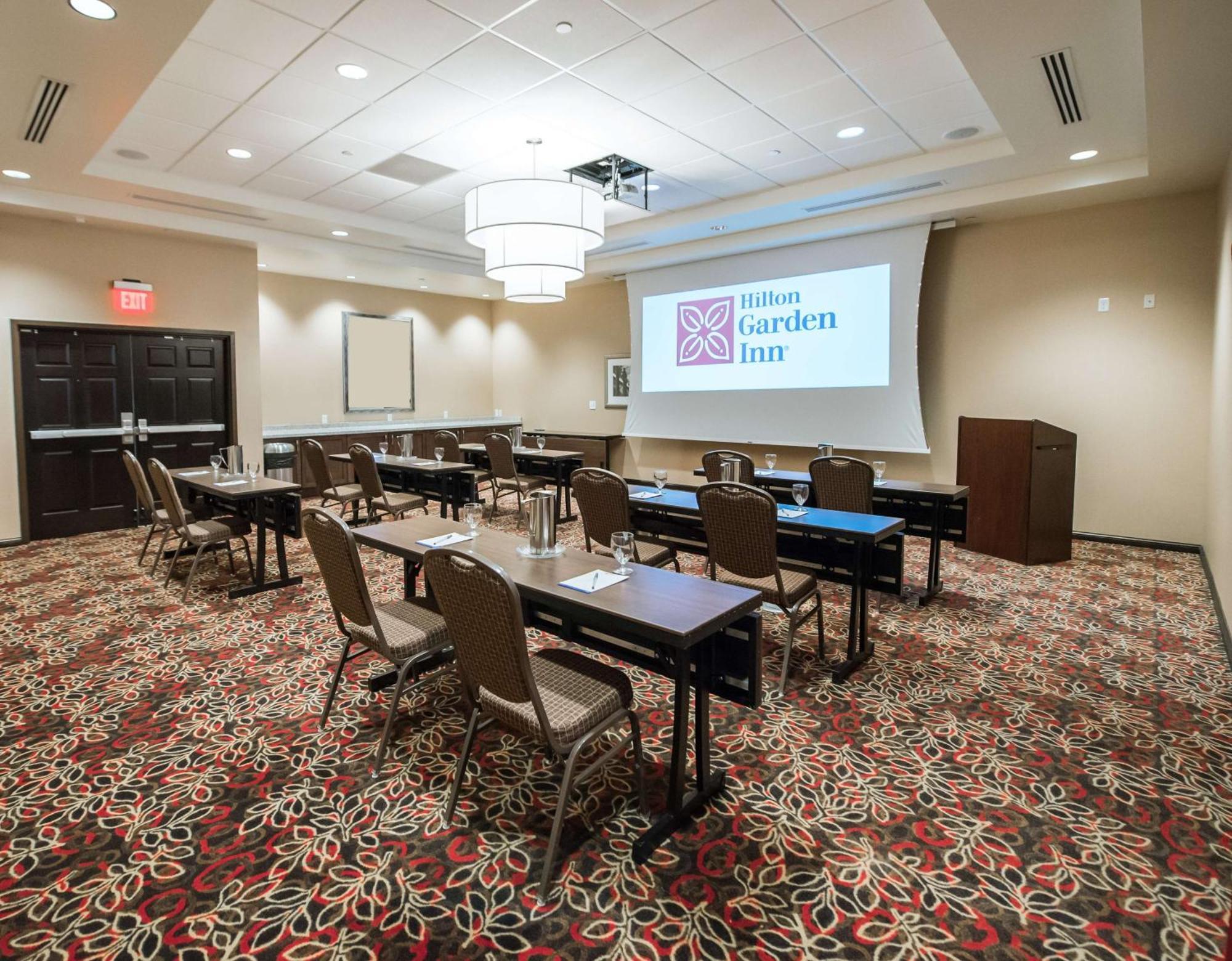 Hilton Garden Inn Indiana At Iup Екстер'єр фото